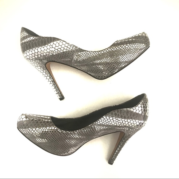 White House Black Market Shoes - White House Black Market Silver Heels 8.5